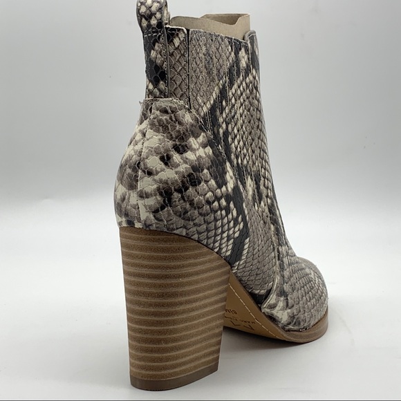 Marc Fisher LTD Alva Pointy Toe Snake Printe Women's Bootie - Picture 7 of 15